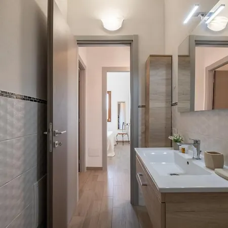 Beautiful Sea View- Privacy And Relax Apartment *
