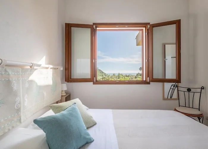 Beautiful Sea View- Privacy And Relax Daire Costa Rei